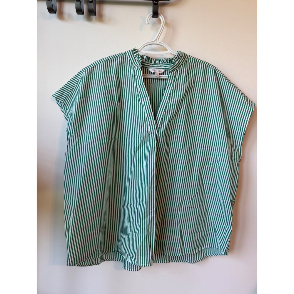 Crown & Ivy Green White Striped Ruffle Neck V-Neck Cap Sleeve Blouse Large